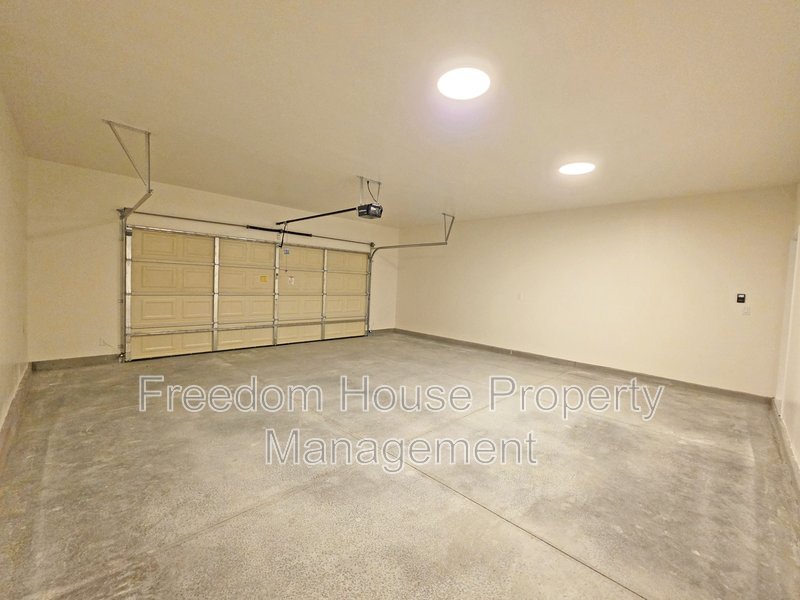 1701 Sycamore Avenue - A property image