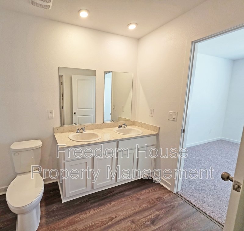 663 Huyana Wind Drive property image