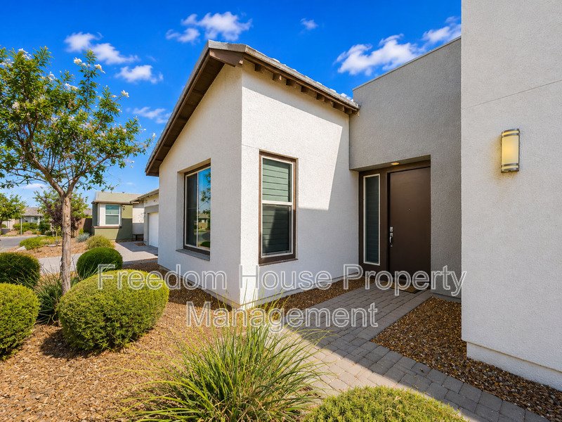 4882 East Beacon Ridge Drive property image