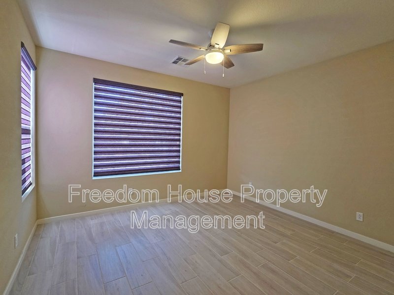 4882 East Beacon Ridge Drive property image