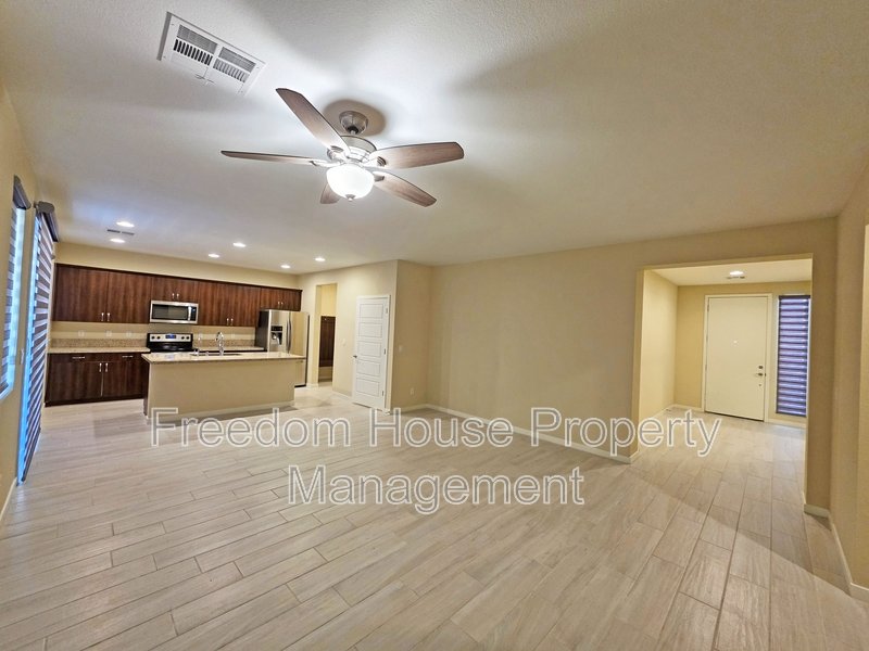 4882 East Beacon Ridge Drive property image