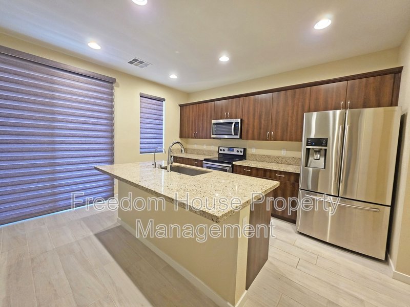 4882 East Beacon Ridge Drive property image