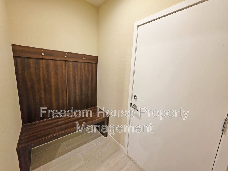 4882 East Beacon Ridge Drive property image
