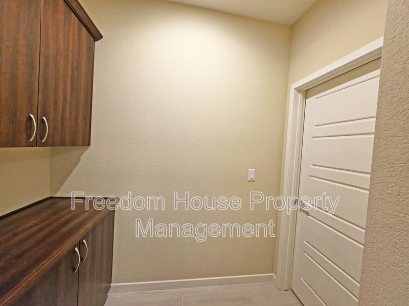 4882 East Beacon Ridge Drive property image