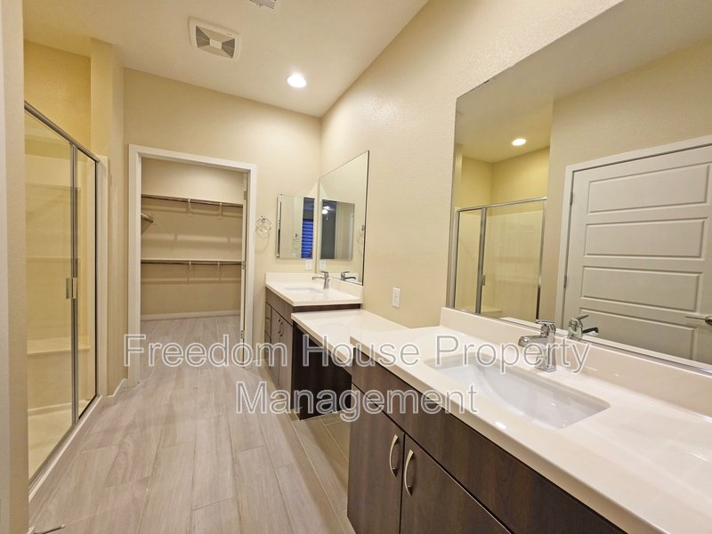 4882 East Beacon Ridge Drive property image