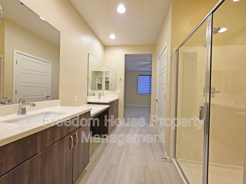 4882 East Beacon Ridge Drive property image