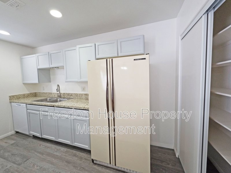 670 Bourbon Street - 2 property image