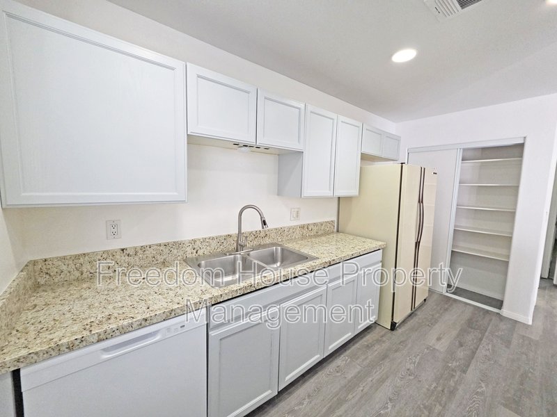670 Bourbon Street - 2 property image