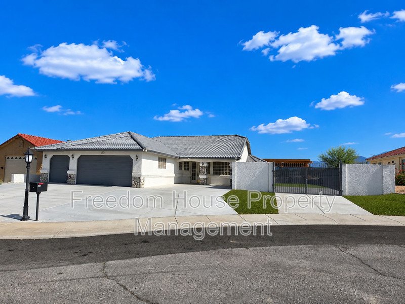 3630 East Vineyard Drive North property image