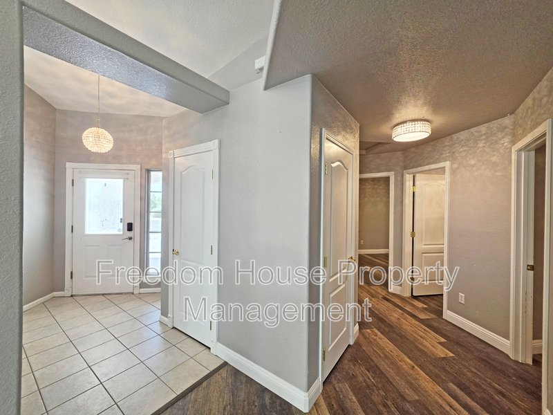 3630 East Vineyard Drive North property image