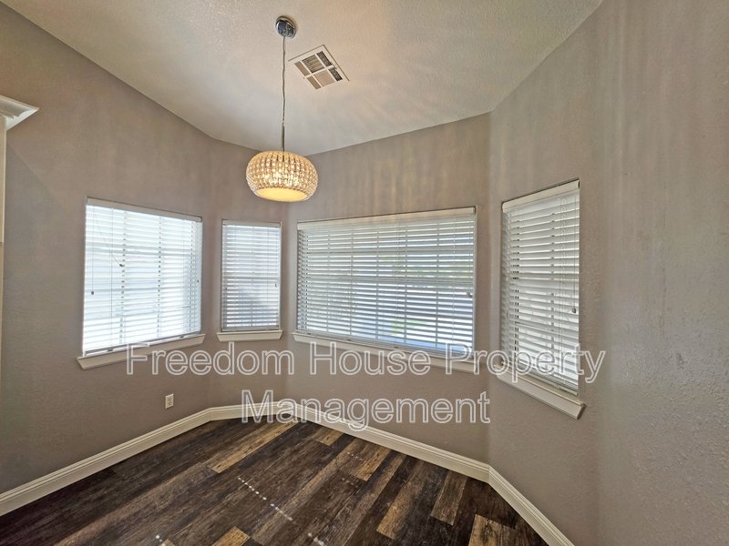 3630 East Vineyard Drive North property image