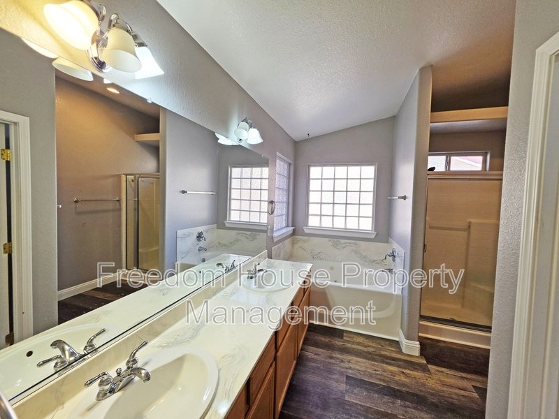 3630 East Vineyard Drive North property image
