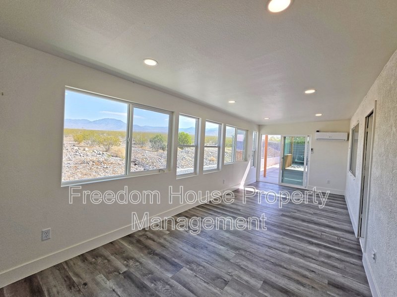 3630 East Vineyard Drive North property image