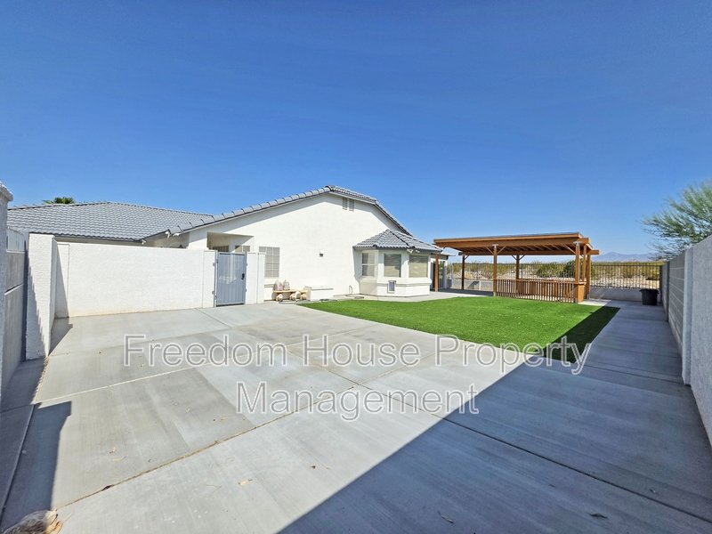 3630 East Vineyard Drive North property image