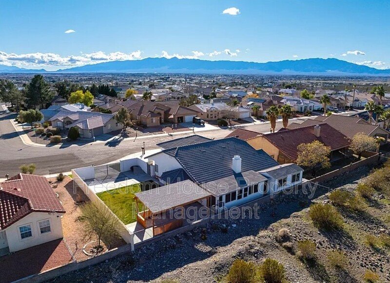 3630 East Vineyard Drive North property image
