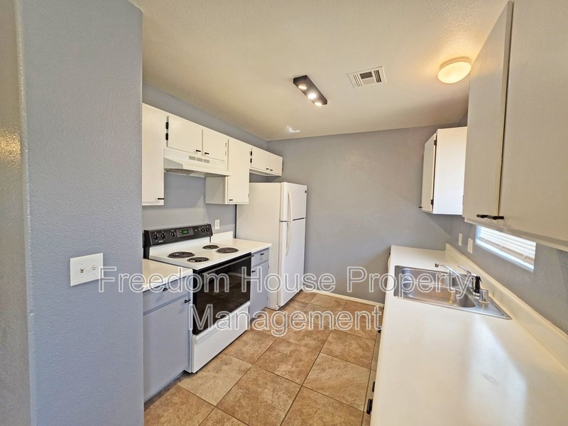 1444 Star Road - 3 property image