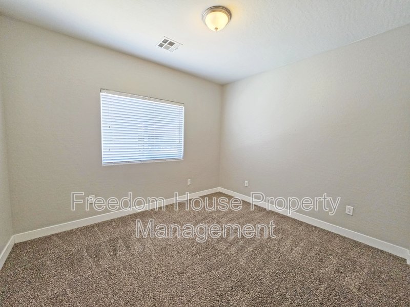 1121 Sixshooter Avenue - 1 property image