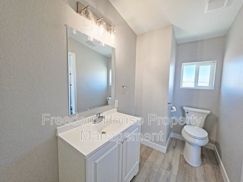 1410 East Manse Road property image