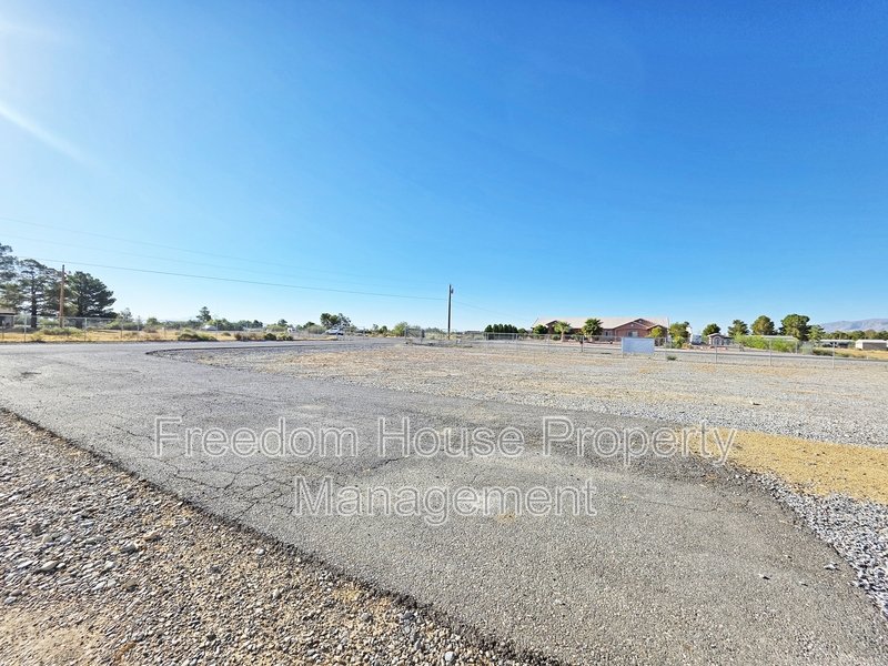 1410 East Manse Road property image