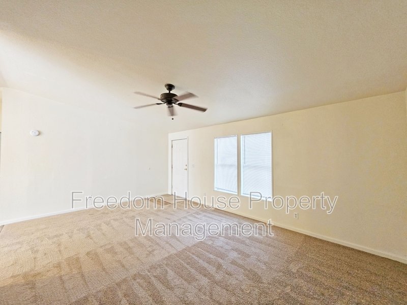 4400 Vicki Ann property image
