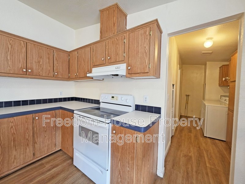 4400 Vicki Ann property image