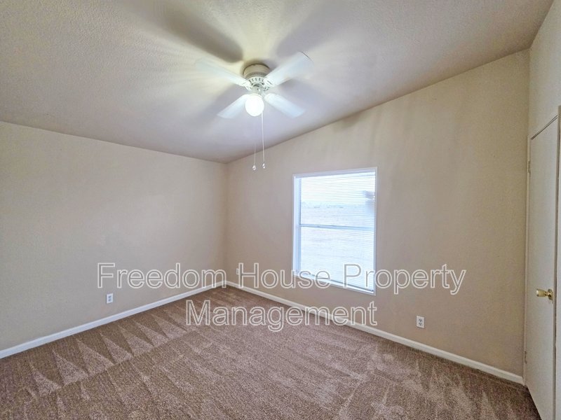 4400 Vicki Ann property image