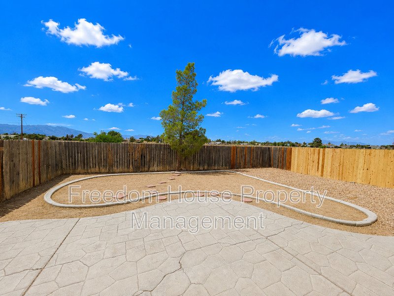 4400 Vicki Ann property image