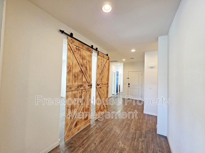 5628 San Marco Drive property image