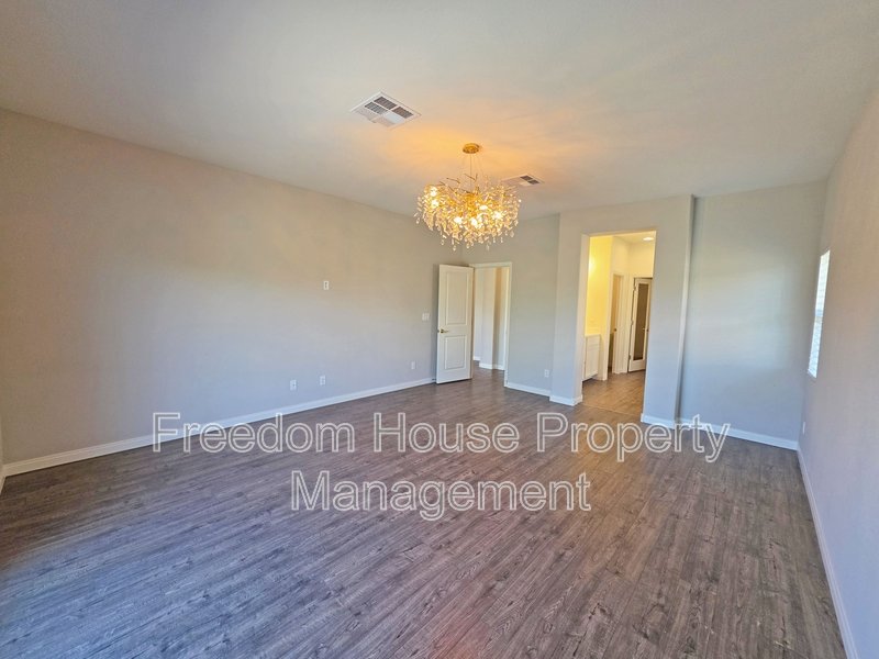 5628 San Marco Drive property image
