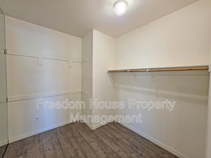 5628 San Marco Drive property image