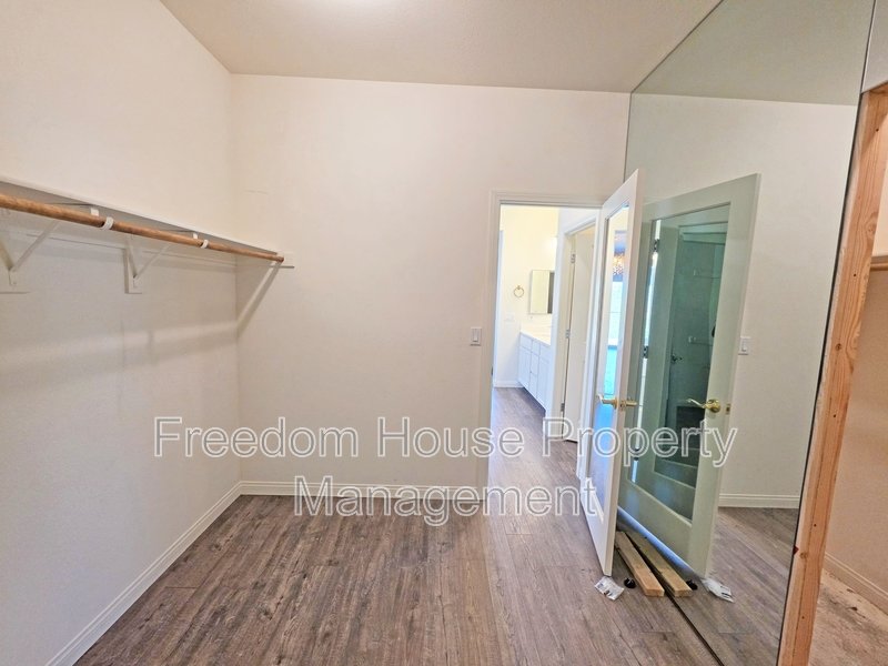 5628 San Marco Drive property image