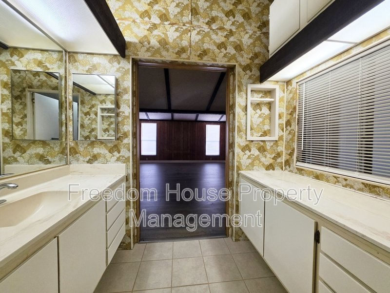 5391 Money Street - Main House property image
