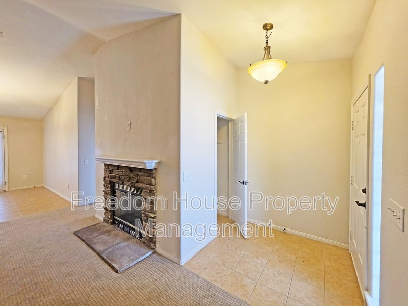 410 East Bellville Road property image