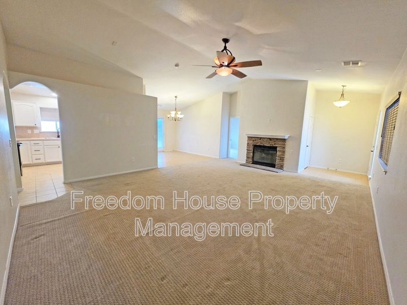 410 East Bellville Road property image
