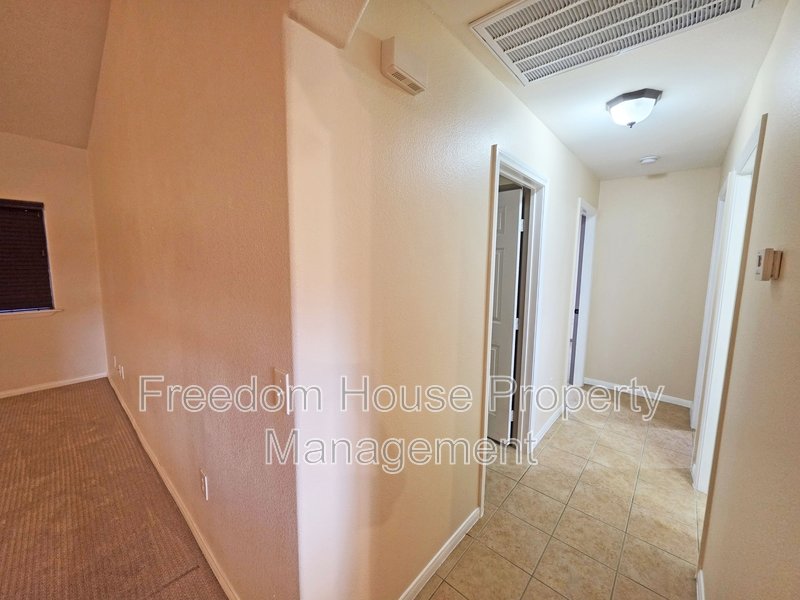410 East Bellville Road property image