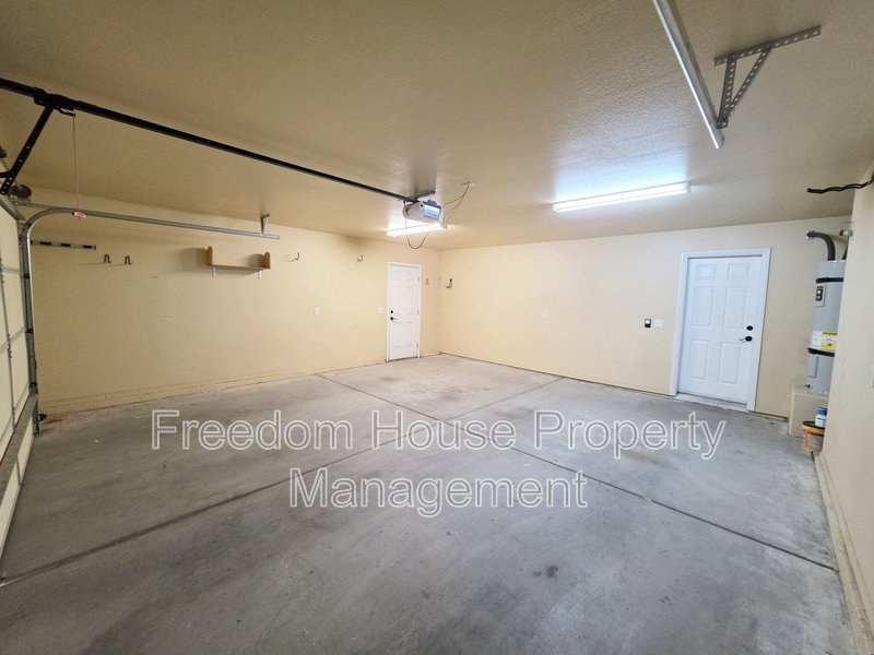 410 East Bellville Road property image