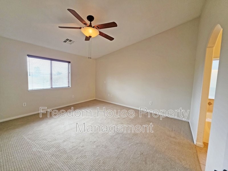 410 East Bellville Road property image