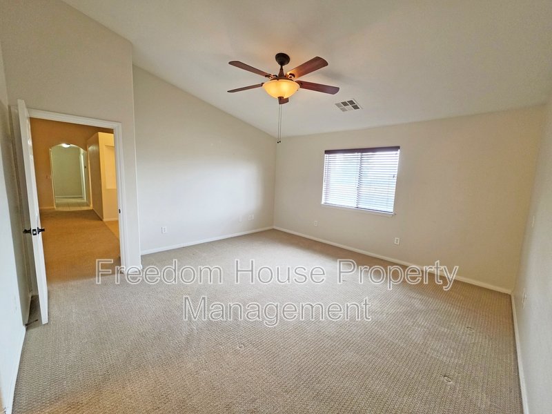 410 East Bellville Road property image