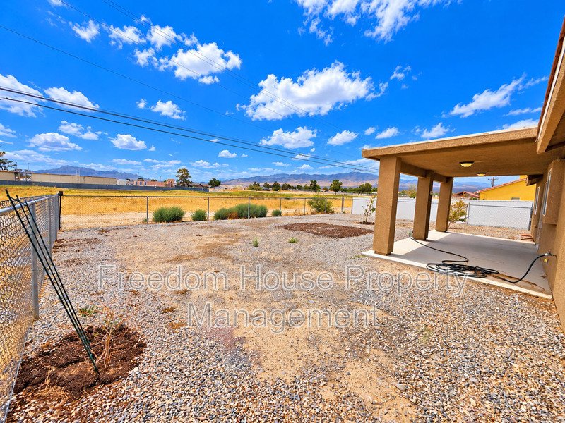 410 East Bellville Road property image