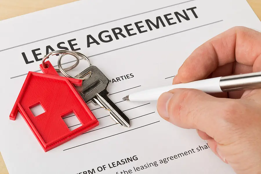 Lease Clauses That Protect Owners from Liability in Pahrump, NV